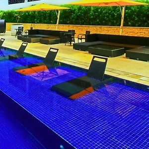 https://the-mini-suites-eton-tower-makati.angeleshotels.net